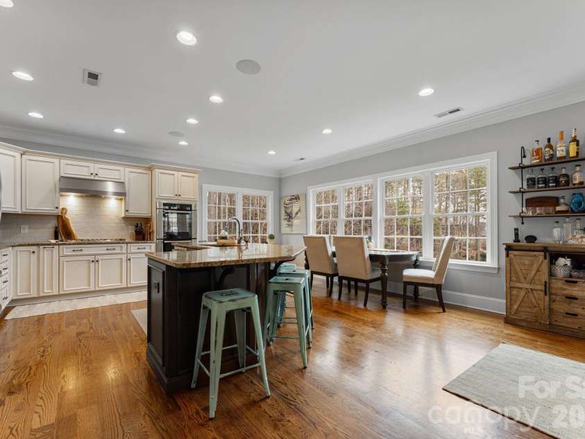 9156 Fair Oak Drive, Sherrills Ford, NC 28673.  MLS# CAR4351146, YatesRealty ID 2779. 