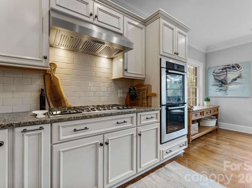 9156 Fair Oak Drive, Sherrills Ford, NC 28673.  MLS# CAR4351146, YatesRealty ID 2779. 