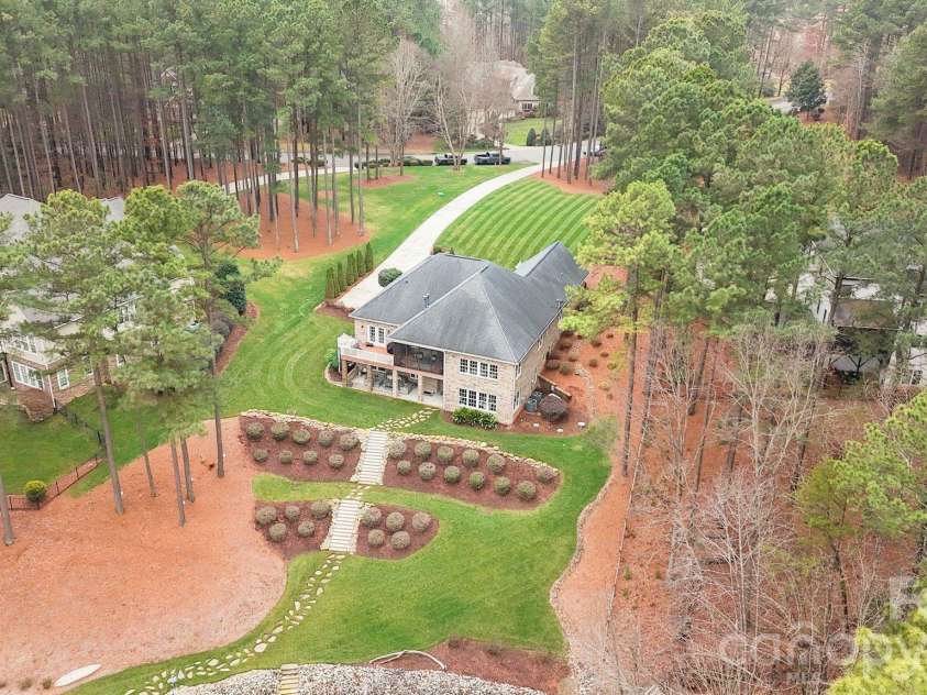 9156 Fair Oak Drive, Sherrills Ford, NC 28673.  MLS# CAR4351146, YatesRealty ID 2779. 