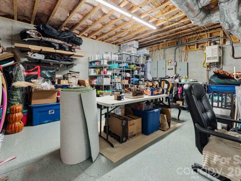 9156 Fair Oak Drive, Sherrills Ford, NC 28673.  MLS# CAR4351146, YatesRealty ID 2779. Basement Workshop / Storage