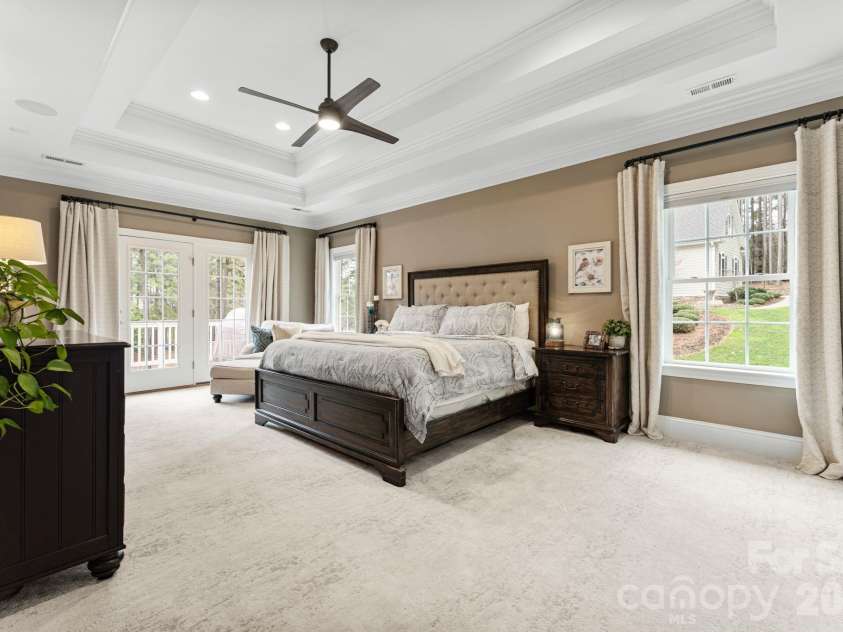 9156 Fair Oak Drive, Sherrills Ford, NC 28673.  MLS# CAR4351146, YatesRealty ID 2779. Primary