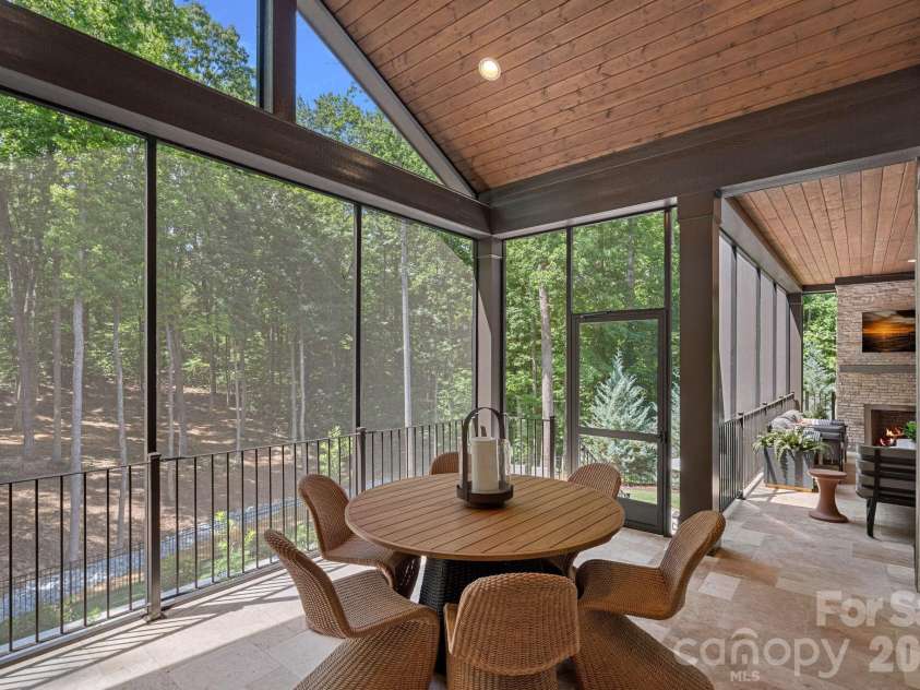 17416 Gillican Overlook Road, Davidson, NC 28036.  MLS# CAR4373444, YatesRealty ID 27790. 