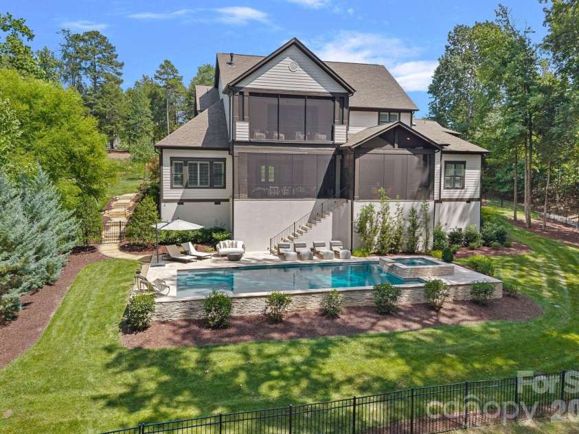 17416 Gillican Overlook Road, Davidson, NC 28036.  MLS# CAR4373444, YatesRealty ID 27790. 
