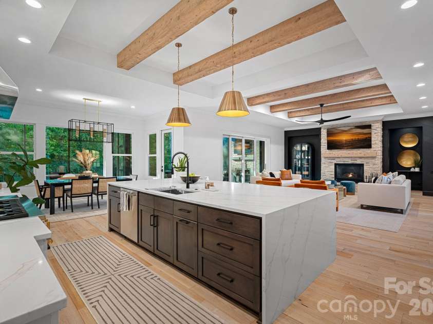 17416 Gillican Overlook Road, Davidson, NC 28036.  MLS# CAR4373444, YatesRealty ID 27790. Open floorplan perfect for entertaining