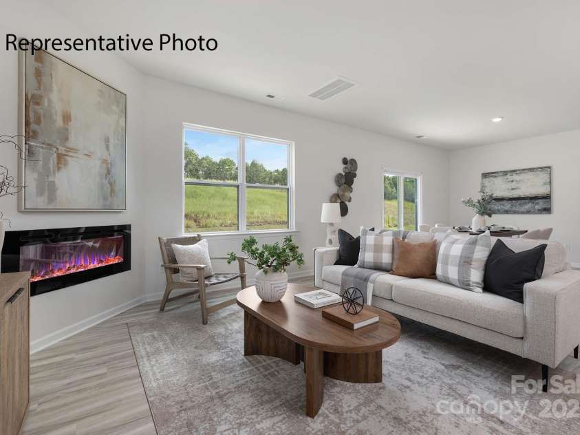 832 Naughton Street, Chester, SC 29706.  MLS# CAR4285030, YatesRealty ID 27792. 