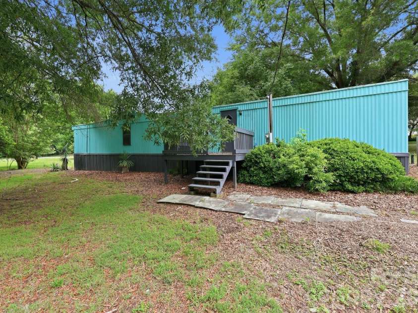 517 & 513 Cox Road, Salisbury, NC 28146.  MLS# CAR4389562, YatesRealty ID 27793. 513 Cox