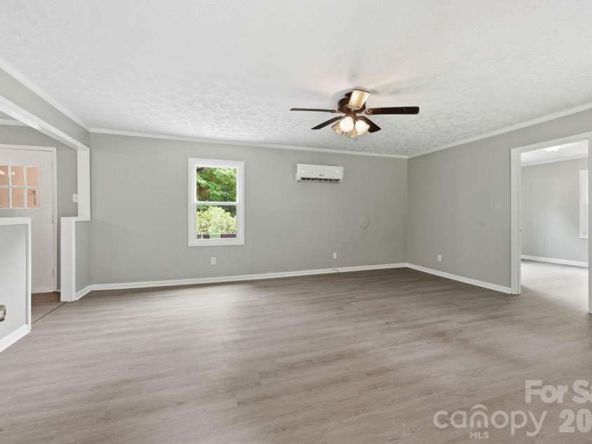 517 & 513 Cox Road, Salisbury, NC 28146.  MLS# CAR4389562, YatesRealty ID 27793. 