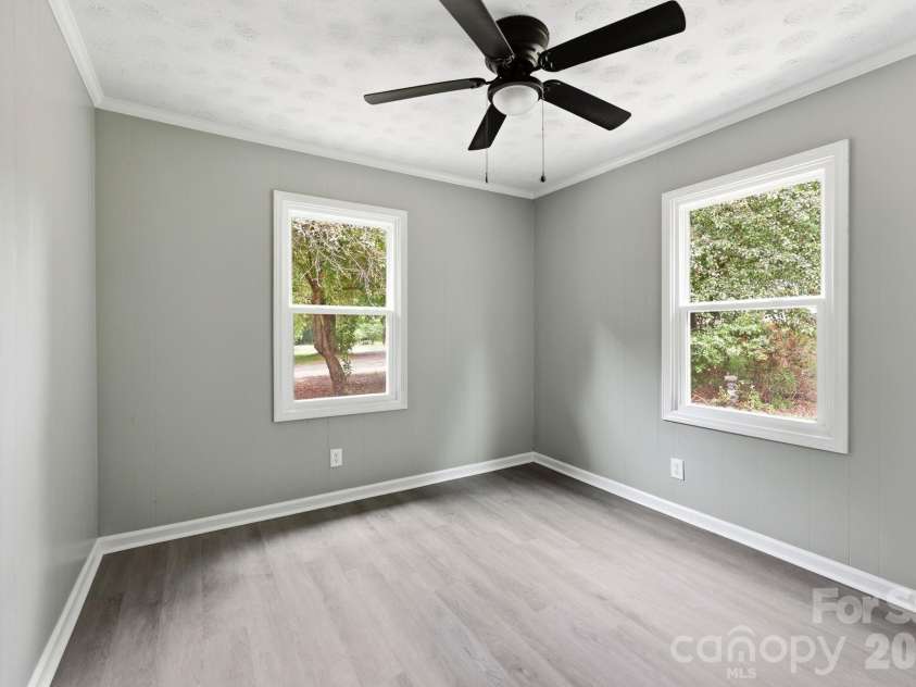 517 & 513 Cox Road, Salisbury, NC 28146.  MLS# CAR4389562, YatesRealty ID 27793. 
