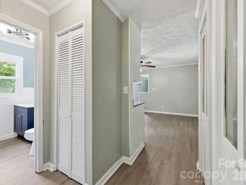 517 & 513 Cox Road, Salisbury, NC 28146.  MLS# CAR4389562, YatesRealty ID 27793. 