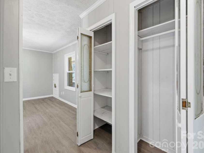517 & 513 Cox Road, Salisbury, NC 28146.  MLS# CAR4389562, YatesRealty ID 27793. 