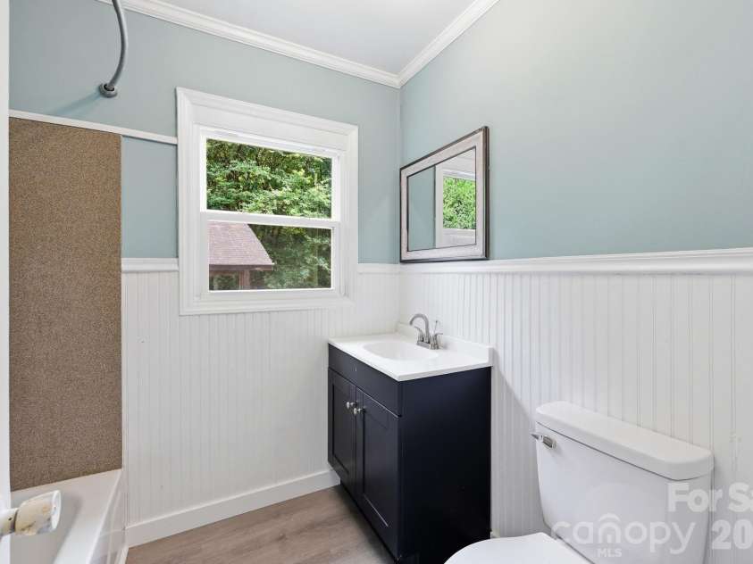 517 & 513 Cox Road, Salisbury, NC 28146.  MLS# CAR4389562, YatesRealty ID 27793. 