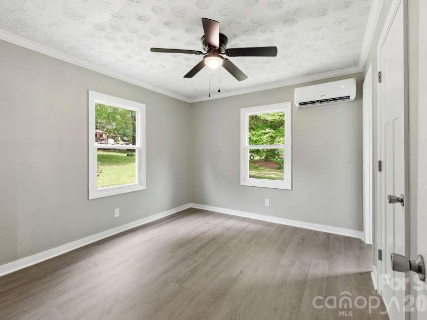 517 & 513 Cox Road, Salisbury, NC 28146.  MLS# CAR4389562, YatesRealty ID 27793. 