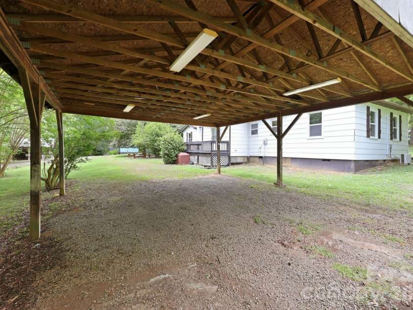 517 & 513 Cox Road, Salisbury, NC 28146.  MLS# CAR4389562, YatesRealty ID 27793. 