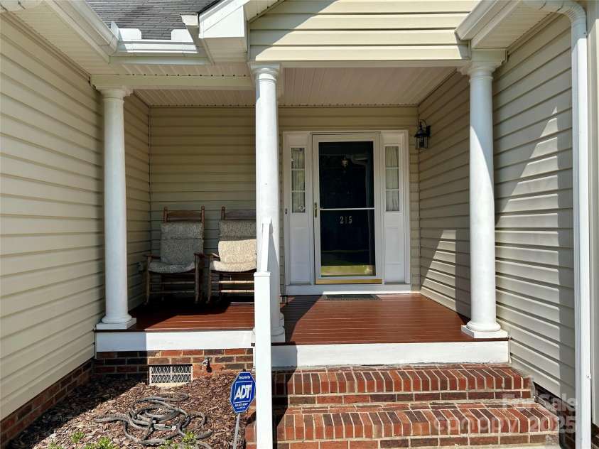 215 Autumn Chapel Drive, Salisbury, NC 28147.  MLS# CAR4285047, YatesRealty ID 27794. 
