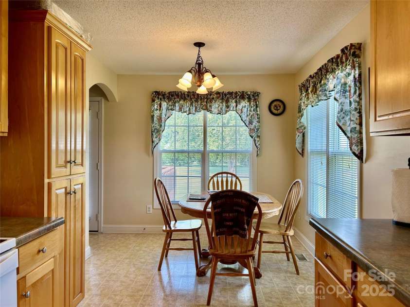 215 Autumn Chapel Drive, Salisbury, NC 28147.  MLS# CAR4285047, YatesRealty ID 27794. 