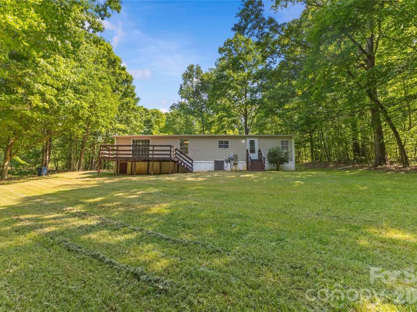 5021 Raintree Lane, Maiden, NC 28650.  MLS# CAR4387189, YatesRealty ID 27795. 