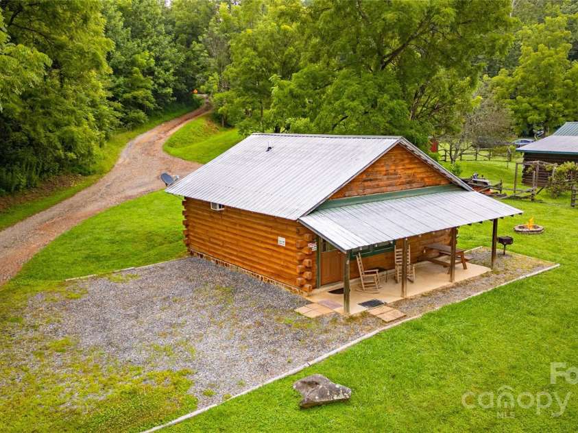 41 Dam Road, Bryson City, NC 28713.  MLS# CAR4284112, YatesRealty ID 27798. 