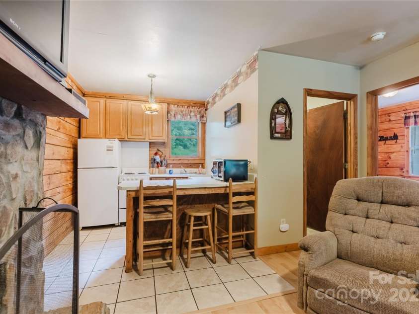 41 Dam Road, Bryson City, NC 28713.  MLS# CAR4284112, YatesRealty ID 27798. 