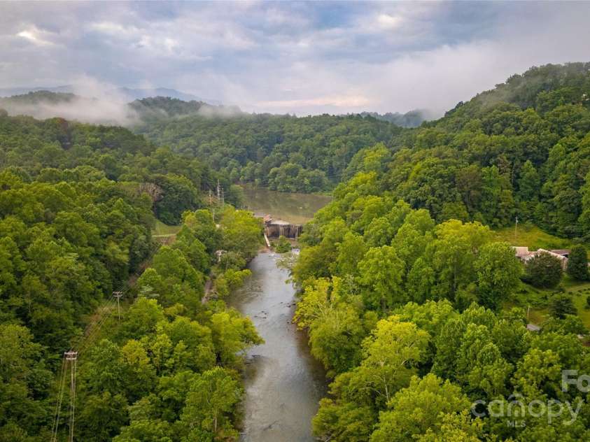 41 Dam Road, Bryson City, NC 28713.  MLS# CAR4284112, YatesRealty ID 27798. Oconaluftee River