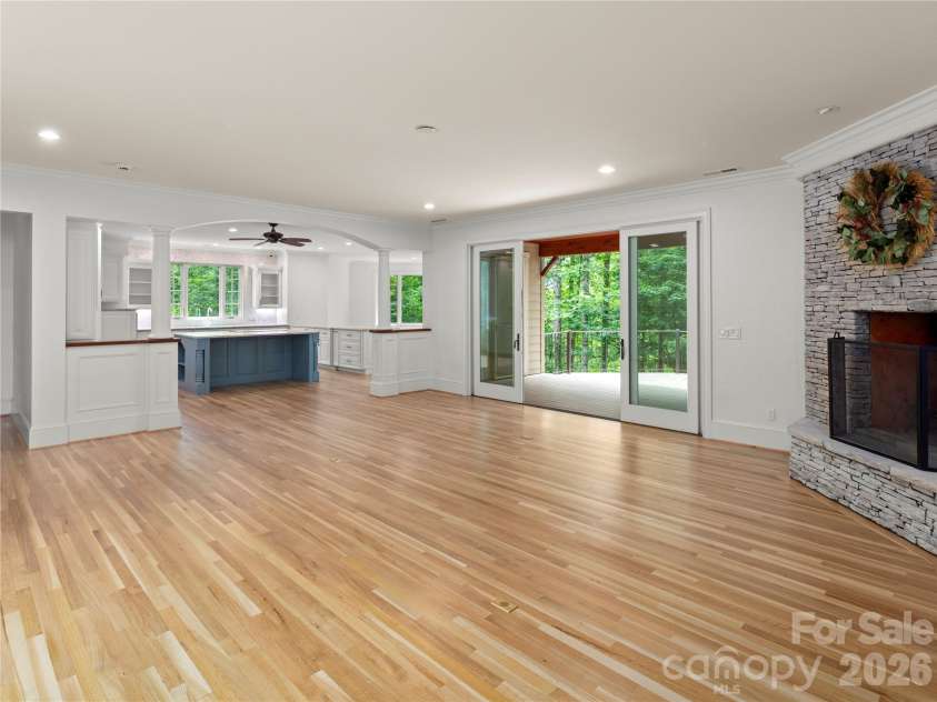 672 Walnut Valley Parkway, Arden, NC 28704.  MLS# CAR4373845, YatesRealty ID 27798. 