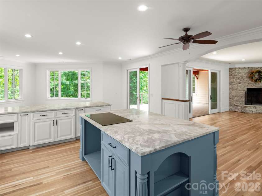 672 Walnut Valley Parkway, Arden, NC 28704.  MLS# CAR4373845, YatesRealty ID 27798. 