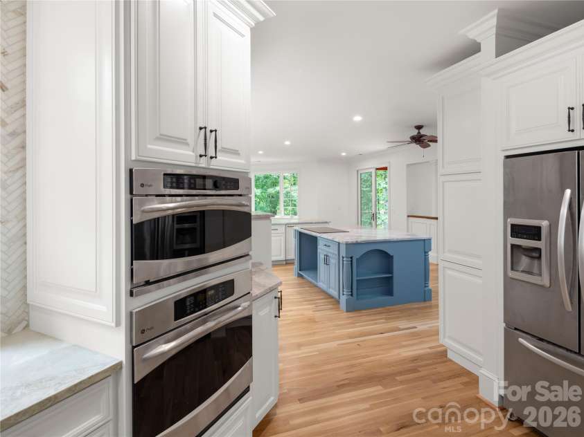 672 Walnut Valley Parkway, Arden, NC 28704.  MLS# CAR4373845, YatesRealty ID 27798. 