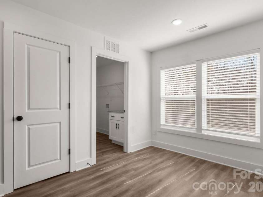 115 Indian Wells Court, Harmony, NC 28634.  MLS# CAR4354338, YatesRealty ID 27799. 
