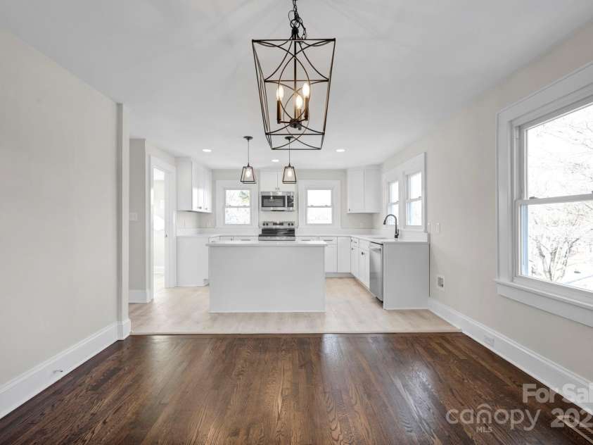 400 27th Street, Kannapolis, NC 28083.  MLS# CAR4215920, YatesRealty ID 2780. Dining Room