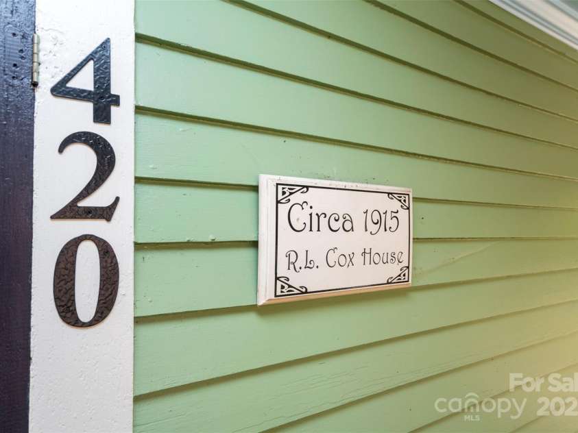 420 Bank Street, Salisbury, NC 28144.  MLS# CAR4283638, YatesRealty ID 27800. 