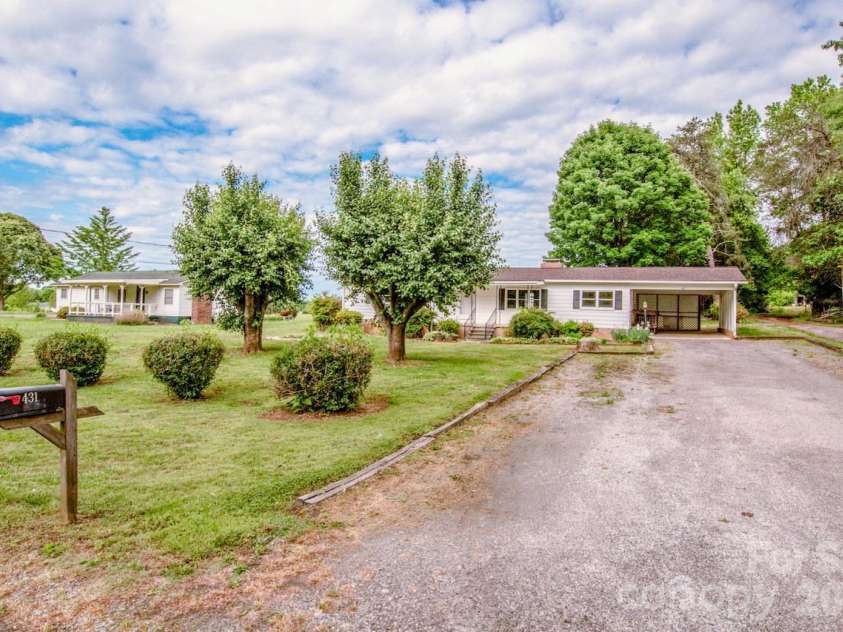 431 Cooper Farm Road, Statesville, NC 28625.  MLS# CAR4374089, YatesRealty ID 27801. 