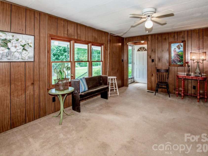 431 Cooper Farm Road, Statesville, NC 28625.  MLS# CAR4374089, YatesRealty ID 27801. 