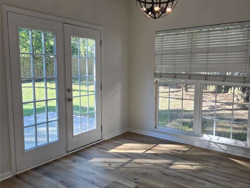8800 Cavonnier Lane, Charlotte, NC 28216.  MLS# CAR4417973, YatesRealty ID 27802. 