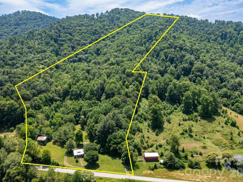 329 Fork Road, Barnardsville, NC 28709.  MLS# CAR4377816, YatesRealty ID 27803. 