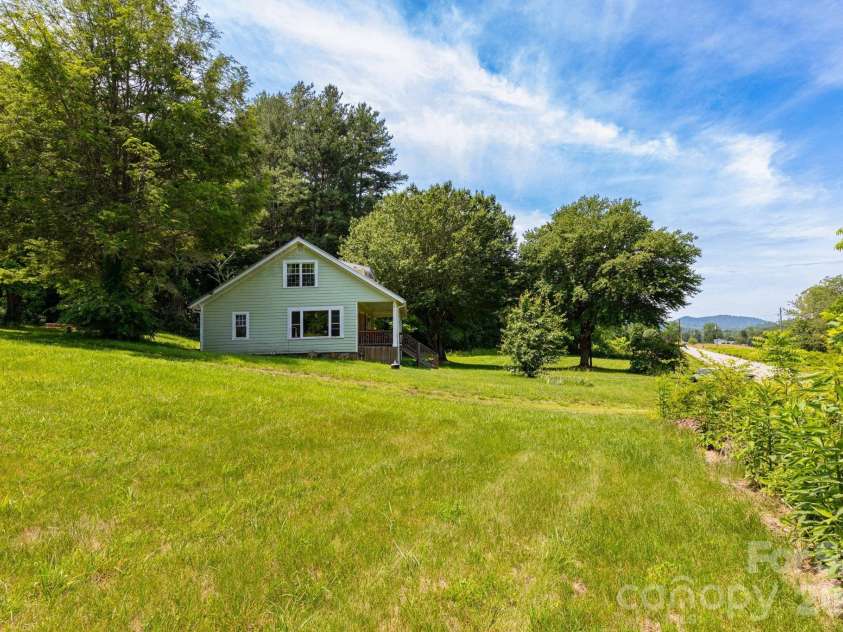 329 Fork Road, Barnardsville, NC 28709.  MLS# CAR4377816, YatesRealty ID 27803. 