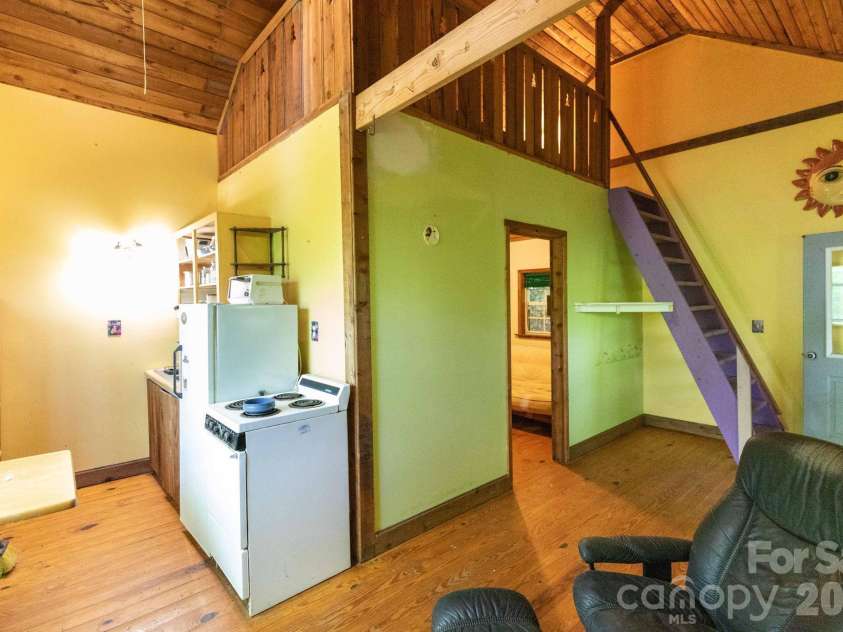 329 Fork Road, Barnardsville, NC 28709.  MLS# CAR4377816, YatesRealty ID 27803. 