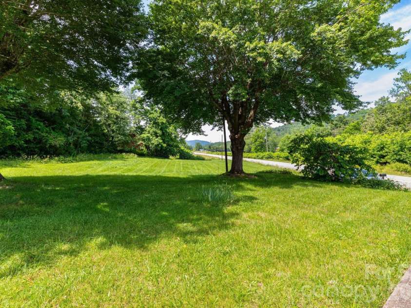 329 Fork Road, Barnardsville, NC 28709.  MLS# CAR4377816, YatesRealty ID 27803. 