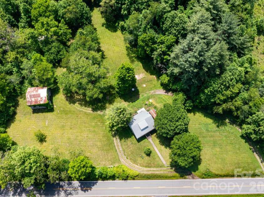 329 Fork Road, Barnardsville, NC 28709.  MLS# CAR4377816, YatesRealty ID 27803. 