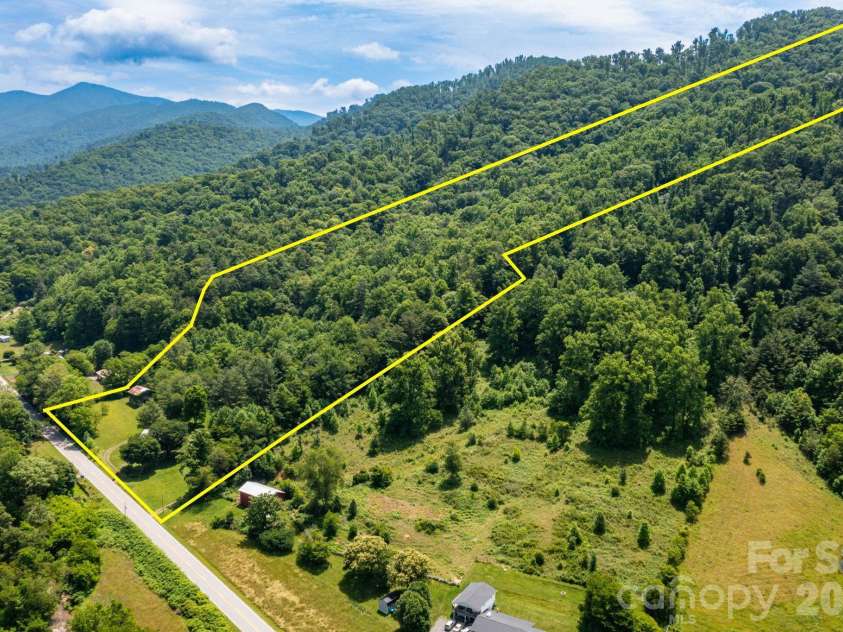 329 Fork Road, Barnardsville, NC 28709.  MLS# CAR4377816, YatesRealty ID 27803. 