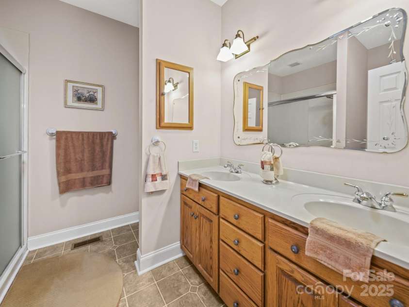 182 Meek Road, Gastonia, NC 28056.  MLS# CAR4284917, YatesRealty ID 27804. 