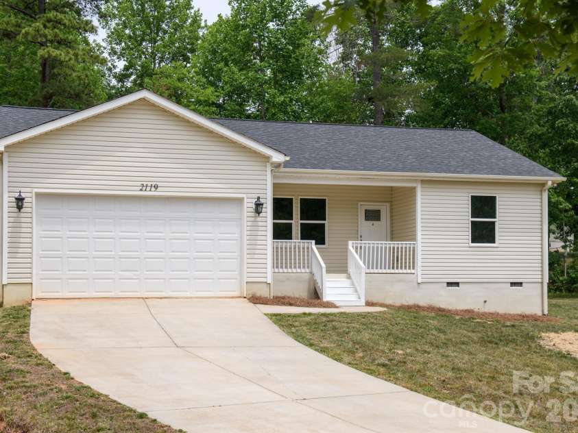 2119 South Road, Morganton, NC 28655.  MLS# CAR4385767, YatesRealty ID 27806. 
