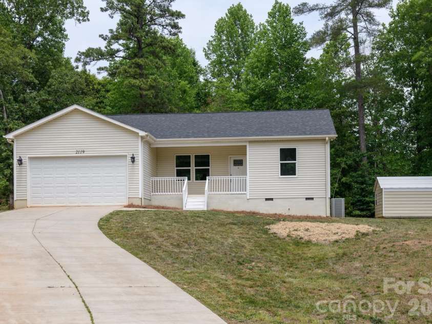 2119 South Road, Morganton, NC 28655.  MLS# CAR4385767, YatesRealty ID 27806. 