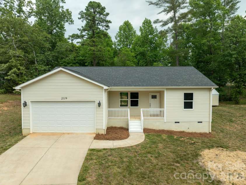 2119 South Road, Morganton, NC 28655.  MLS# CAR4385767, YatesRealty ID 27806. 