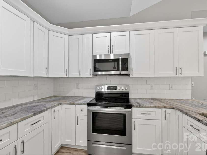 2119 South Road, Morganton, NC 28655.  MLS# CAR4385767, YatesRealty ID 27806. 