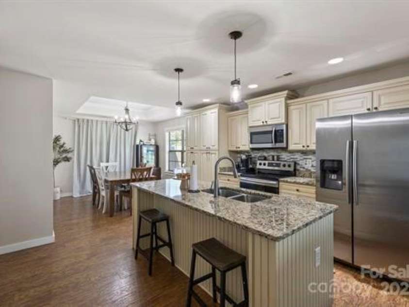 216 Sweetgrass Drive, Chesnee, SC 29323.  MLS# CAR4285130, YatesRealty ID 27807. 