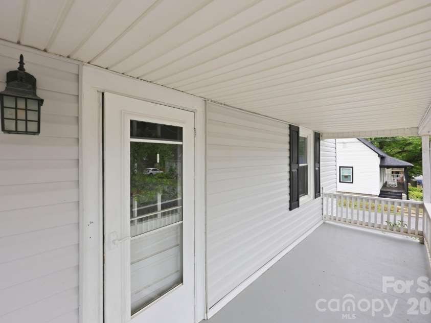 904 Mill Street, Albemarle, NC 28001.  MLS# CAR4386071, YatesRealty ID 27807. 
