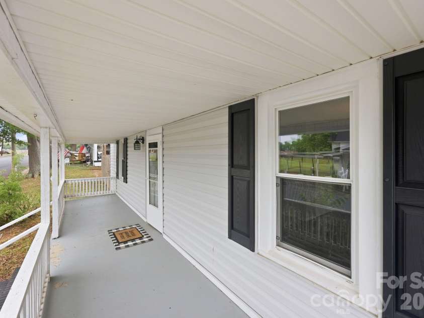 904 Mill Street, Albemarle, NC 28001.  MLS# CAR4386071, YatesRealty ID 27807. 