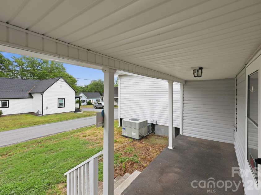 904 Mill Street, Albemarle, NC 28001.  MLS# CAR4386071, YatesRealty ID 27807. 