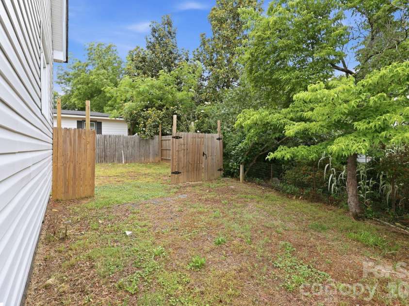 904 Mill Street, Albemarle, NC 28001.  MLS# CAR4386071, YatesRealty ID 27807. 