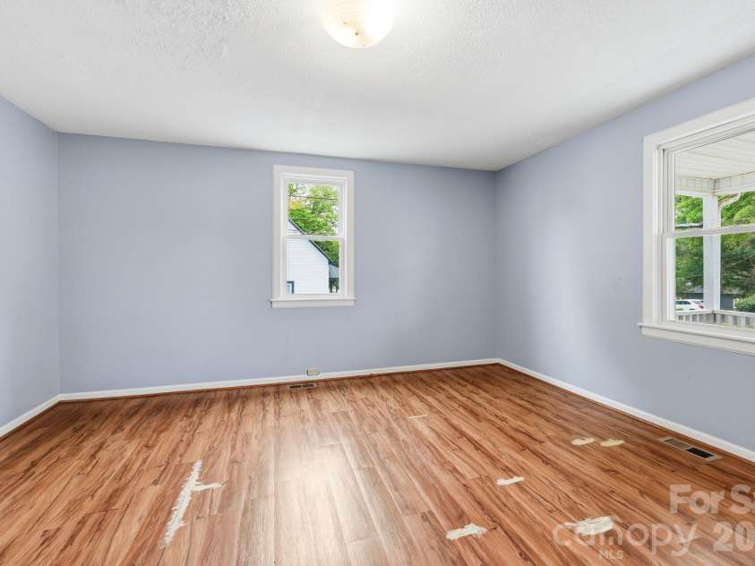 904 Mill Street, Albemarle, NC 28001.  MLS# CAR4386071, YatesRealty ID 27807. 