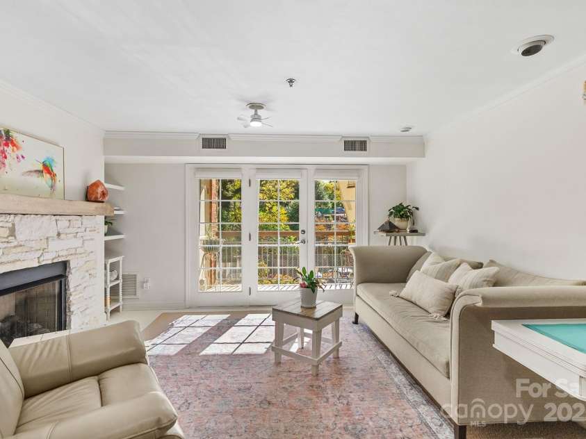 429 Bowling Park Road, Asheville, NC 28803.  MLS# CAR4314459, YatesRealty ID 2781. 